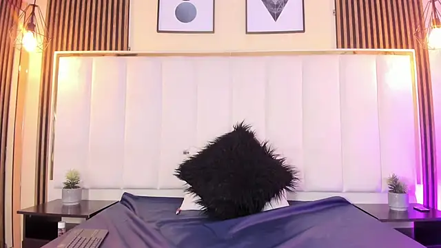 Snapshot of AmmberJones chatting on March 20, 3:56 am AmmberJones online show from March 20, 3:56 am