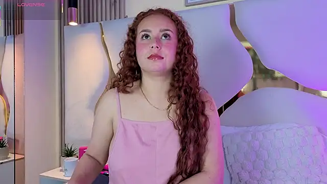 Snapshot of AmmberJones chatting on October 8, 1:20 pm AmmberJones online show from October 8, 1:20 pm