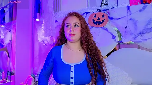 Snapshot of AmmberJones chatting on October 28, 12:30 pm AmmberJones online show from October 28, 12:30 pm