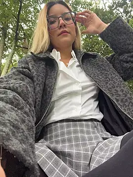 Pretty roxxyy online show from February 23, 12:13 pm