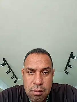 elnegro707070 online show from January 8, 1:02 pm