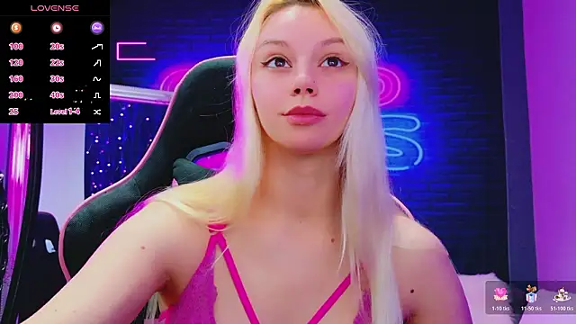 AlessiaCroft online show from March 21, 5:12 am