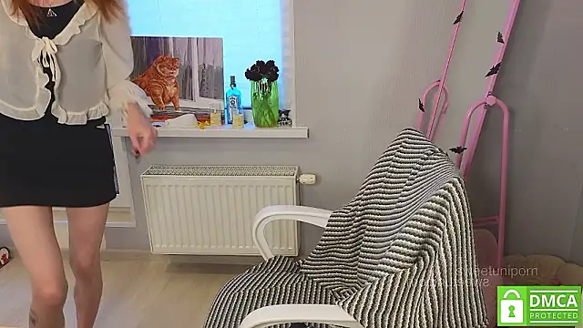 sweetuniporn online show from February 2, 7:40 am