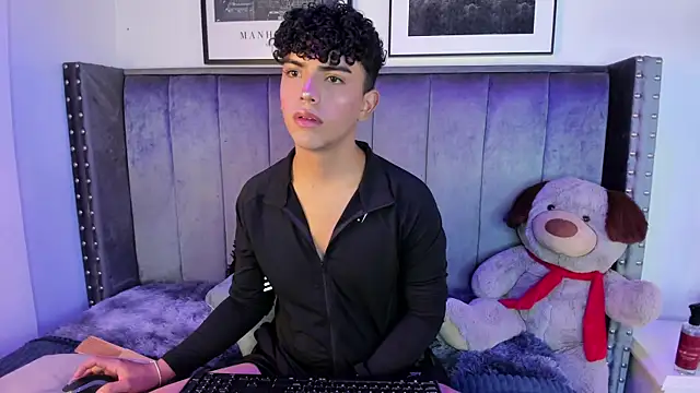 Niick Twink online show from October 8, 7:33 pm