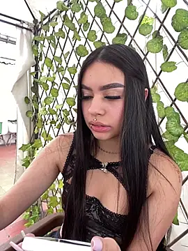 Cristina pinkk online show from October 31, 6:31 pm