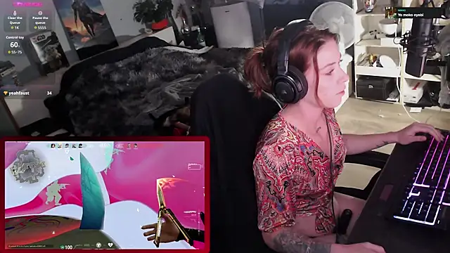 Snapshot of Horny_Makima chatting on September 11, 11:32 am Horny Makima online show from September 11, 11:32 am