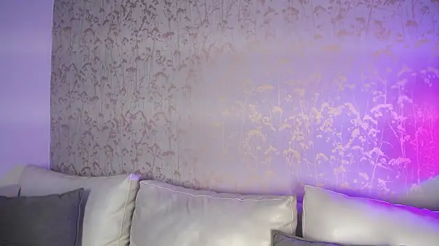 Robbin Blaze online show from February 4, 3:23 am