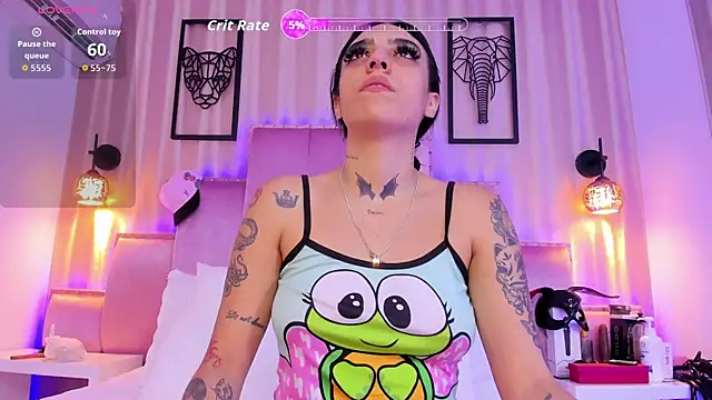 Snapshot of SamanthaAdele chatting on September 28, 2:22 pm SamanthaAdele online show from September 28, 2:22 pm