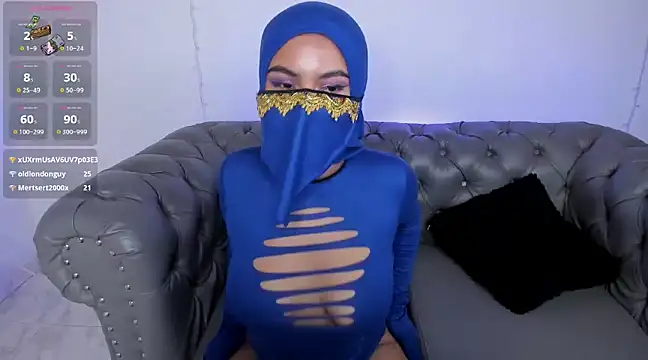 Snapshot of kylie_soraya chatting on March 23, 12:04 am kylie soraya online show from March 23, 12:04 am