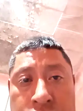 Snapshot of luuiss12 chatting on September 27, 5:18 pm luuiss12 online show from September 27, 5:18 pm