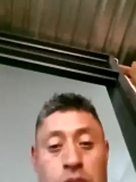 Snapshot of luuiss12 chatting on November 16, 7:08 pm luuiss12 online show from November 16, 7:08 pm