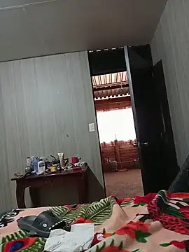 Snapshot of luuiss12 chatting on November 29, 10:02 pm luuiss12 online show from November 29, 10:02 pm