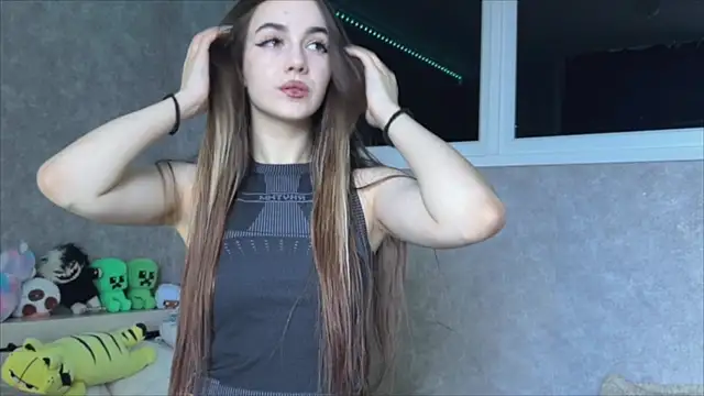 CupSizeGirl online show from April 22, 6:05 am