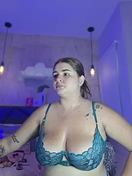 valentina-diiaz online show from April 10, 1:27 pm