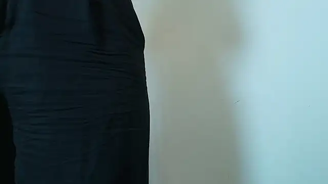  Victoria Collins online show from December 15, 11:03 am