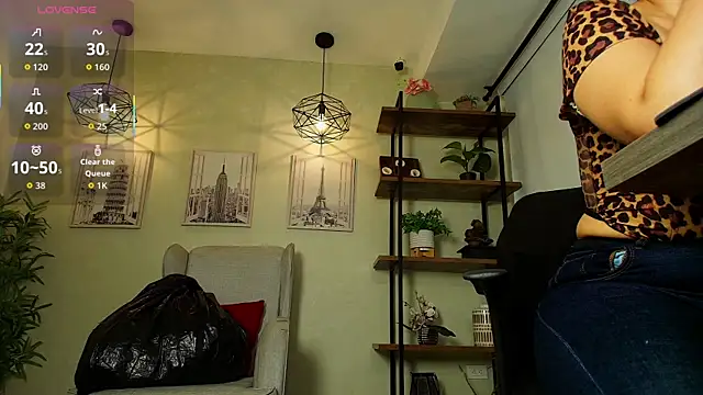  Victoria Collins online show from February 13, 10:33 am