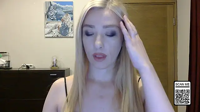 Snapshot of Wild_Silk_Desire chatting on September 28, 12:54 pm Wild Silk Desire online show from September 28, 12:54 pm