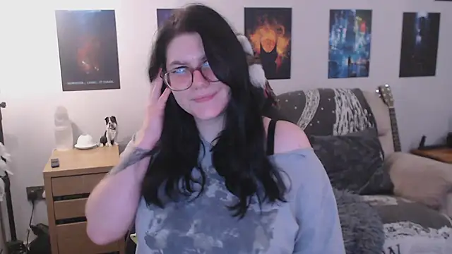 Snapshot of GothSuccubusBabe chatting on November 15, 1:58 am GothSuccubusBabe online show from November 15, 1:58 am