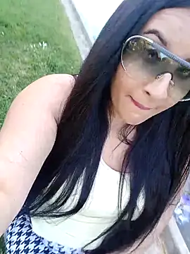 hotCOUPLEPETRA online show from April 14, 5:19 pm