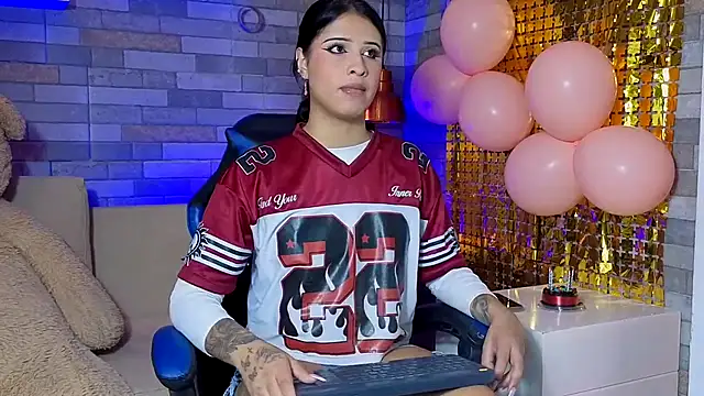 DixyPalmer online show from March 13, 6:58 pm