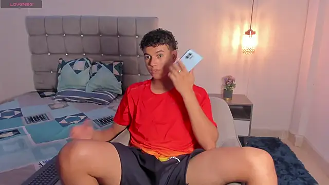 Santy Stump online show from October 30, 9:37 pm