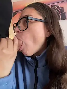 Snapshot of kate_rabittsex chatting on March 2, 12:01 pm kate rabittsex online show from March 2, 12:01 pm