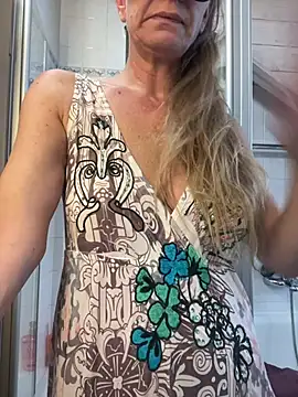 LucyLingerie78 online show from July 2, 11:27 am
