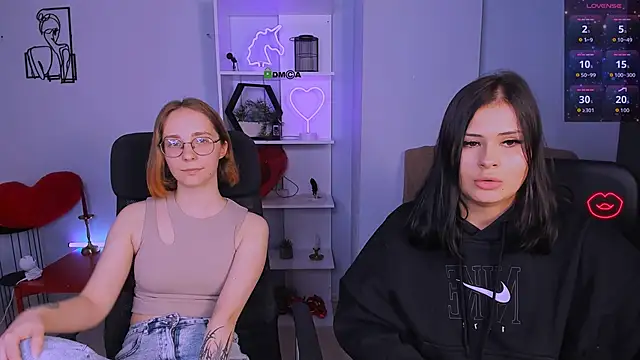 Snapshot of jeren_smile chatting on November 13, 10:19 pm jeren smile online show from November 13, 10:19 pm