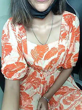 Isha Sax online show from September 9, 3:22 pm