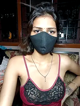 Isha Sax online show from September 23, 7:28 pm