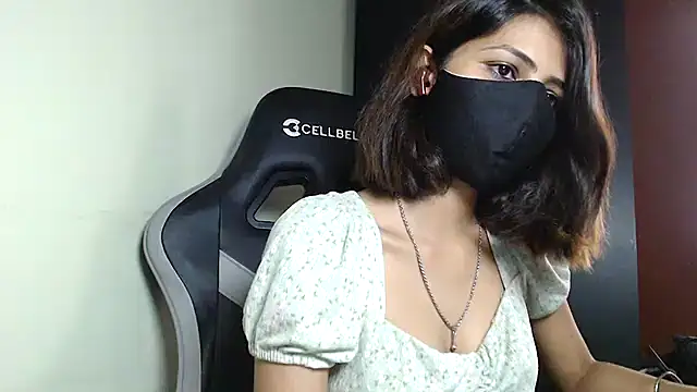 Isha Sax online show from October 9, 8:23 am