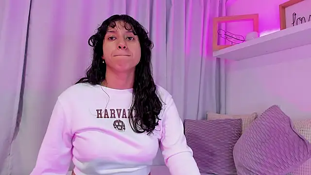 niia7 online show from February 2, 7:45 pm