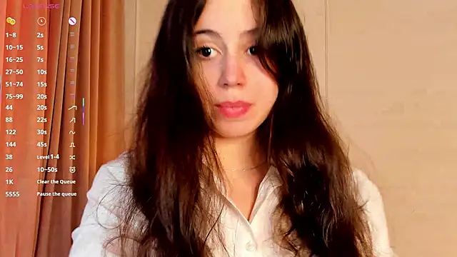 Snapshot of JulianaChapel chatting on September 16, 8:04 am JulianaChapel online show from September 16, 8:04 am