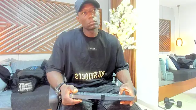 MarcusBlack  online show from October 11, 11:53 am