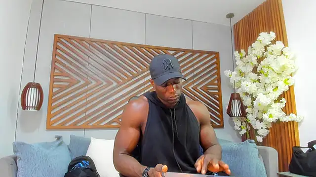 MarcusBlack  online show from October 27, 11:36 am