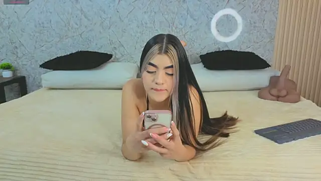 Antonella west online show from December 15, 9:08 pm