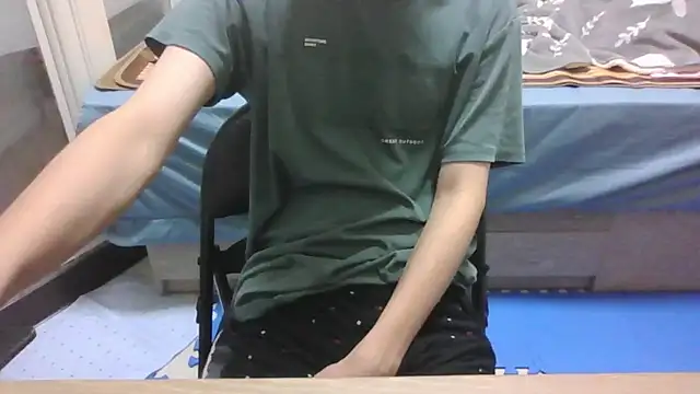 yzy 22 fun online show from May 3, 3:07 pm