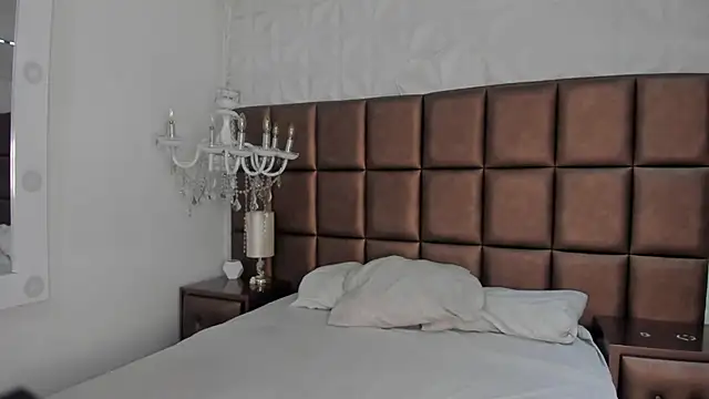 Anittatoro  online show from September 24, 7:17 pm