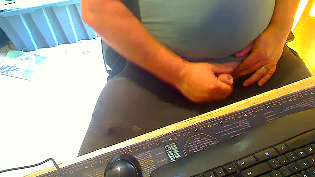 latexsub75 online show from February 27, 4:23 am