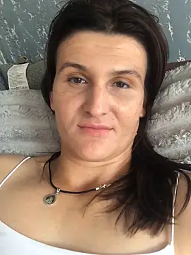 Snapshot of NikaSwan2831 chatting on October 5, 9:07 am NikaSwan2831 online show from October 5, 9:07 am