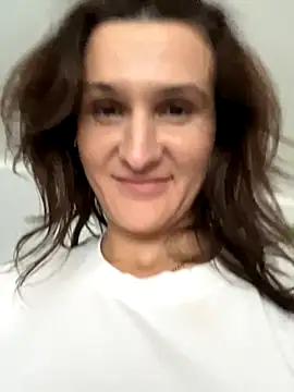 Snapshot of NikaSwan2831 chatting on November 5, 12:38 pm NikaSwan2831 online show from November 5, 12:38 pm