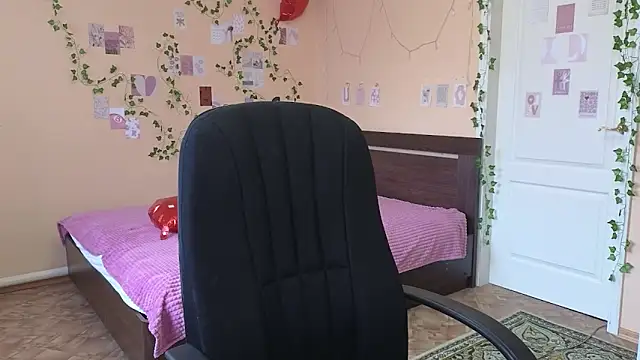 Ronda Roni online show from April 13, 5:13 am