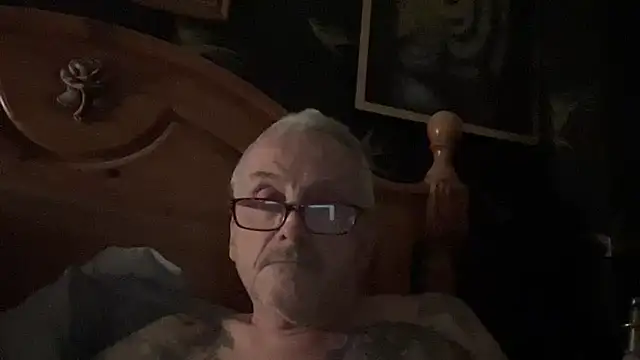 poggles online show from February 26, 7:57 pm