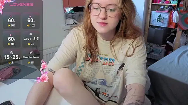 urstripchatgf online show from September 26, 9:35 am