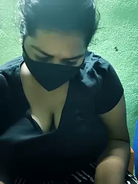 Snapshot of Liyaa_24 chatting on February 2, 8:51 pm Liyaa 24 online show from February 2, 8:51 pm