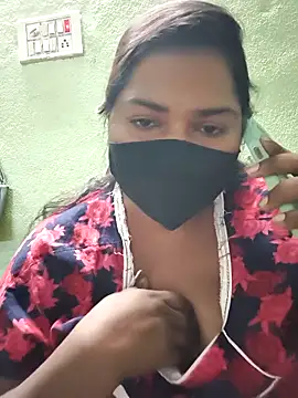 Snapshot of Liyaa_24 chatting on February 16, 11:06 am Liyaa 24 online show from February 16, 11:06 am