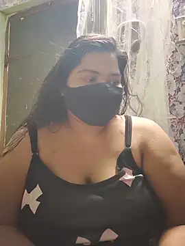 Snapshot of Liyaa_24 chatting on June 13, 5:11 pm Liyaa 24 online show from June 13, 5:11 pm