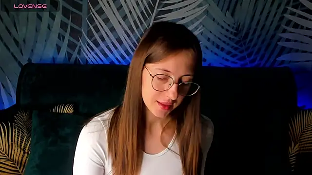 ChristyCrayme online show from November 22, 10:20 pm