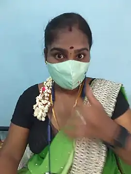 Snapshot of Tamil_riyalini12 chatting on June 10, 5:18 am Tamil riyalini12 online show from June 10, 5:18 am