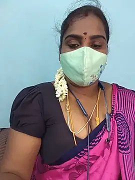 Snapshot of Tamil_riyalini12 chatting on June 14, 5:59 pm Tamil riyalini12 online show from June 14, 5:59 pm